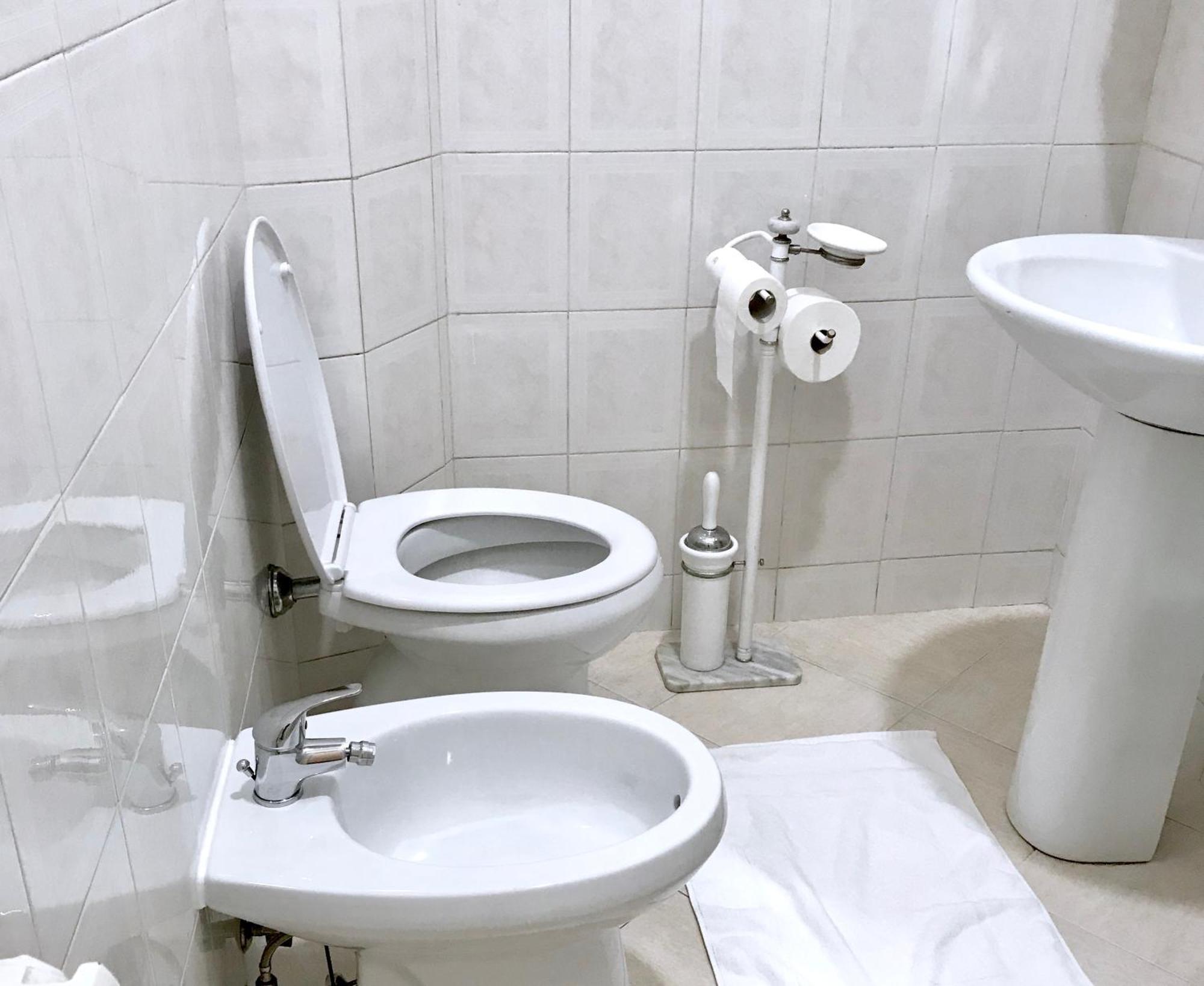 4 Bed Rooms Luxury Apartment Near Colosseum Rom Exteriör bild
